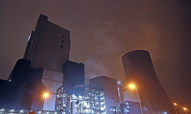 Exploring the Science Behind Nuclear Power: Understanding its Mechanisms and Benefits