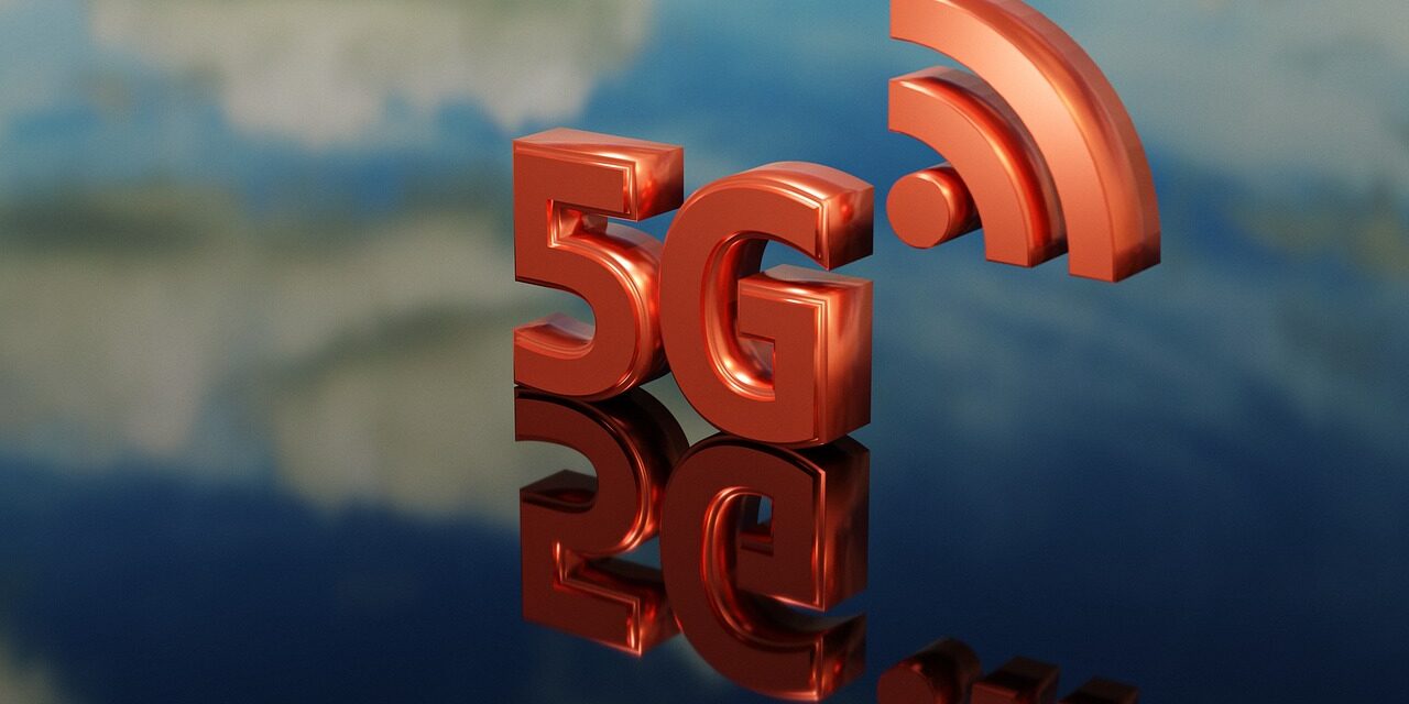 Revolutionizing Connectivity: How 5G Networks Will Transform the Way We Communicate